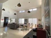 Casa com 3 dormitórios à venda, 225 m² por R$...