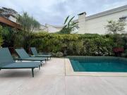 Casa com 3 dormitórios à venda, 225 m² por R$...