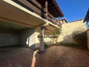 Casa com 3 dormitórios à venda, 225 m² por R$ 990.000,00...
