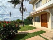 Casa com 3 dormitórios à venda, 226 m² por R$...