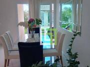 Casa com 3 dormitórios à venda, 226 m² por R$...