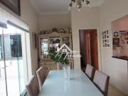 Casa com 3 dormitórios à venda, 226 m² por R$ 900.000,00...