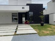 Casa com 3 dormitórios à venda, 229 m² por R$...