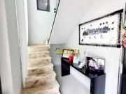 Casa com 3 dormitórios à venda, 230 m² por R$...