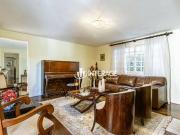 Casa com 3 dormitórios à venda, 230 m² por R$...