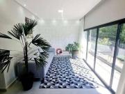 Casa com 3 dormitórios à venda, 230 m² por R$ 1.500.000...
