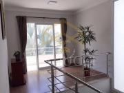 Casa com 3 dormitórios à venda, 230 m² por R$...