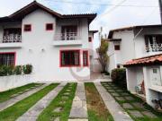 Casa com 3 dormitórios à venda, 230 m² por R$ 920.000,00...