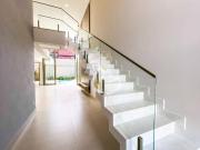 Casa com 3 dormitórios à venda, 231 m² por R$...