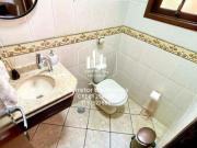 Casa com 3 dormitórios à venda, 234 m² por R$ 1.431.000,00