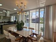 Casa com 3 dormitórios à venda, 235 m² por R$...