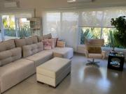 Casa com 3 dormitórios à venda, 236 m² por R$...