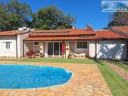 Casa com 3 dormitórios à venda, 237 m² por R$...