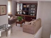 Casa com 3 dormitórios à venda, 240 m² por R$...