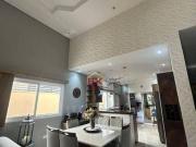 Casa com 3 dormitórios à venda, 240 m² por R$...