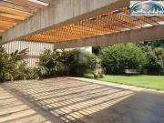 Casa com 3 dormitórios à venda, 240 m² por R$...