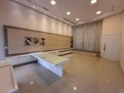 Casa com 3 dormitórios à venda, 240 m² por R$...