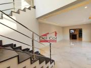 Casa com 3 dormitórios à venda, 240 m² por R$...