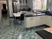 Casa com 3 dormitórios à venda, 240 m² por R$ 800.000,00...