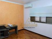 Casa com 3 dormitórios à venda, 240 m² por R$ 900.000,00...