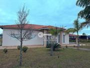 Casa com 3 dormitórios à venda, 242 m² por R$...