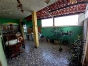 Casa com 3 dormitórios à venda, 243 m² Primeiro de Maio...