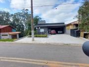 Casa com 3 dormitórios à venda, 245 m² por R$...