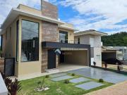 Casa com 3 dormitórios à venda, 245 m² por R$ 2.200.000...