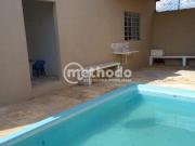 Casa com 3 dormitórios à venda, 245 m² por R$ 640.000,00...