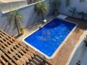 Casa com 3 dormitórios à venda, 246 m² por R$...
