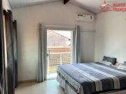 Casa com 3 dormitórios à venda, 246 m² por R$ 800.000,00...