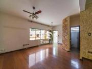 Casa com 3 dormitórios à venda, 248 m² por R$...