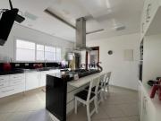 Casa com 3 dormitórios à venda, 249 m² por R$...