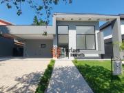 Casa com 3 dormitórios à venda, 249 m² por R$...