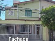 Casa com 3 dormitórios à venda, 250 m² por R$...