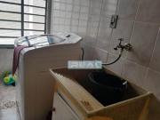 Casa com 3 dormitórios à venda, 250 m² por R$...