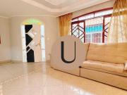 Casa com 3 dormitórios à venda, 250 m² por R$...