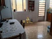 Casa com 3 dormitórios à venda, 250 m² por R$...