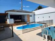 Casa com 3 dormitórios à venda, 250 m² por R$ 1.300.000...