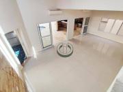 Casa com 3 dormitórios à venda, 250 m² por R$...