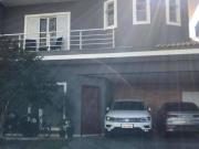 Casa com 3 dormitórios à venda, 250 m² por R$...