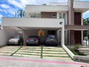 Casa com 3 dormitórios à venda, 250 m² por R$...