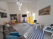 Casa com 3 dormitórios à venda, 250 m² por R$...
