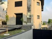 Casa com 3 dormitórios à venda, 250 m² por R$...