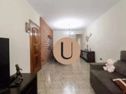 Casa com 3 dormitórios à venda, 250 m² por R$ 855.000,00...