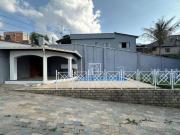 Casa com 3 dormitórios à venda, 252 m² por R$ 800.000,00...