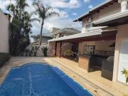 Casa com 3 dormitórios à venda, 254 m² Residencial...