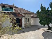 Casa com 3 dormitórios à venda, 256 m² por R$ 640.000,00...