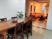 Casa com 3 dormitórios à venda, 260 m² por R$...