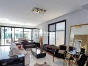 Casa com 3 dormitórios à venda, 260 m² por R$...